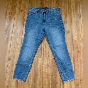 Hollister Star Cropped Denim Size 31